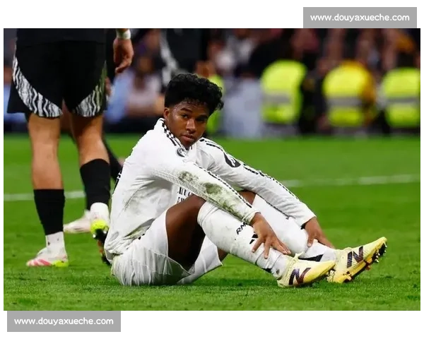 0 出场遭出租？皇马冬窗放恩德里克，尤文领跑争夺